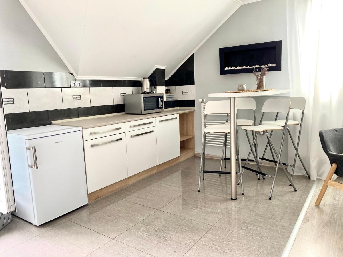 P&P Apartmany Бойнице Экстерьер фото