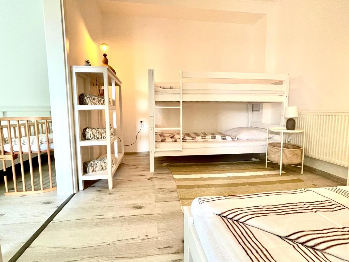 P&P Apartmany Бойнице Экстерьер фото