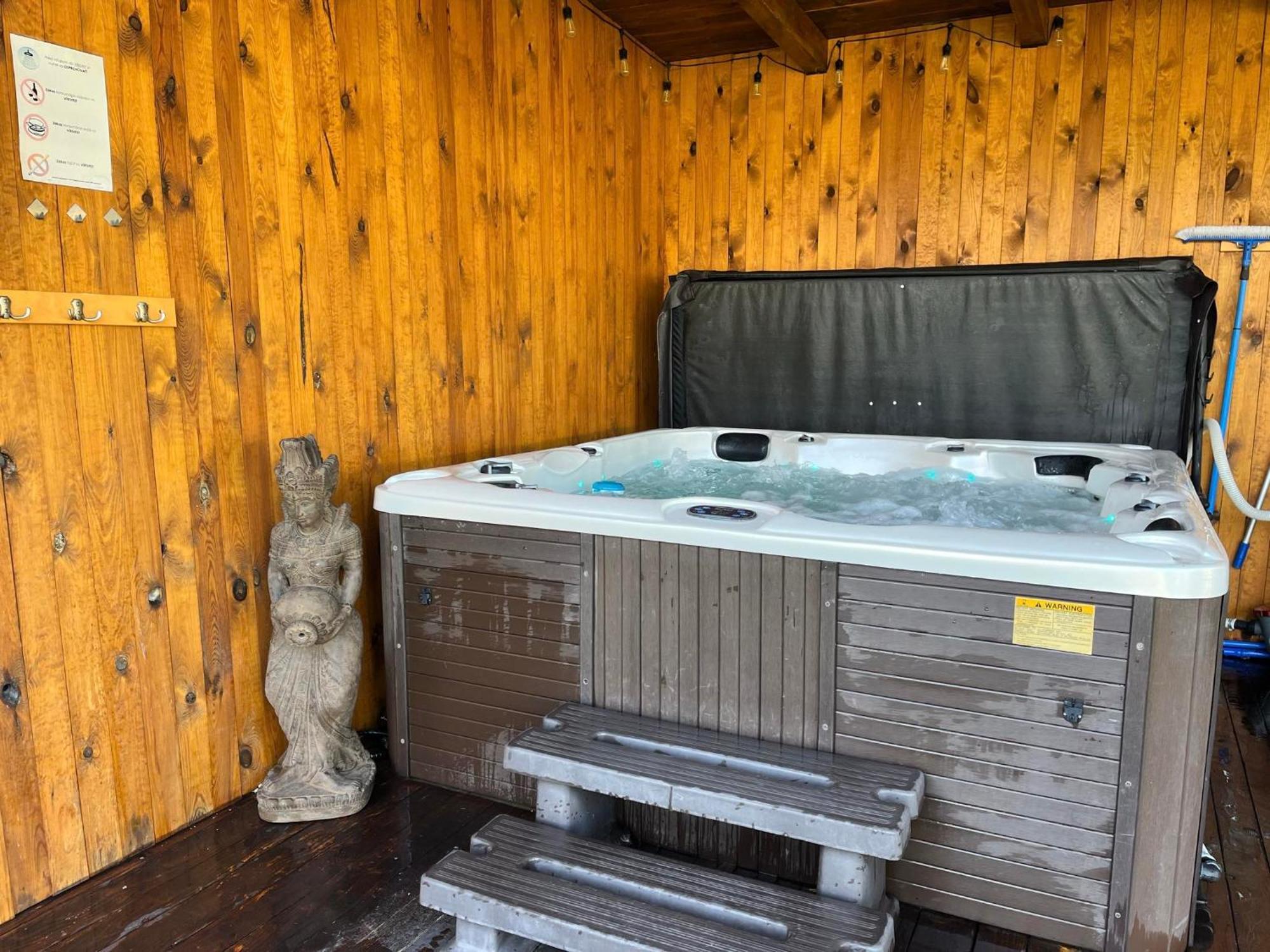 P&P Apartmany Бойнице Экстерьер фото