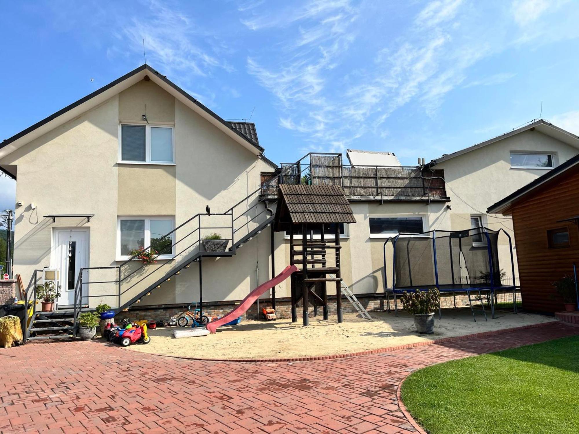 P&P Apartmany Бойнице Экстерьер фото