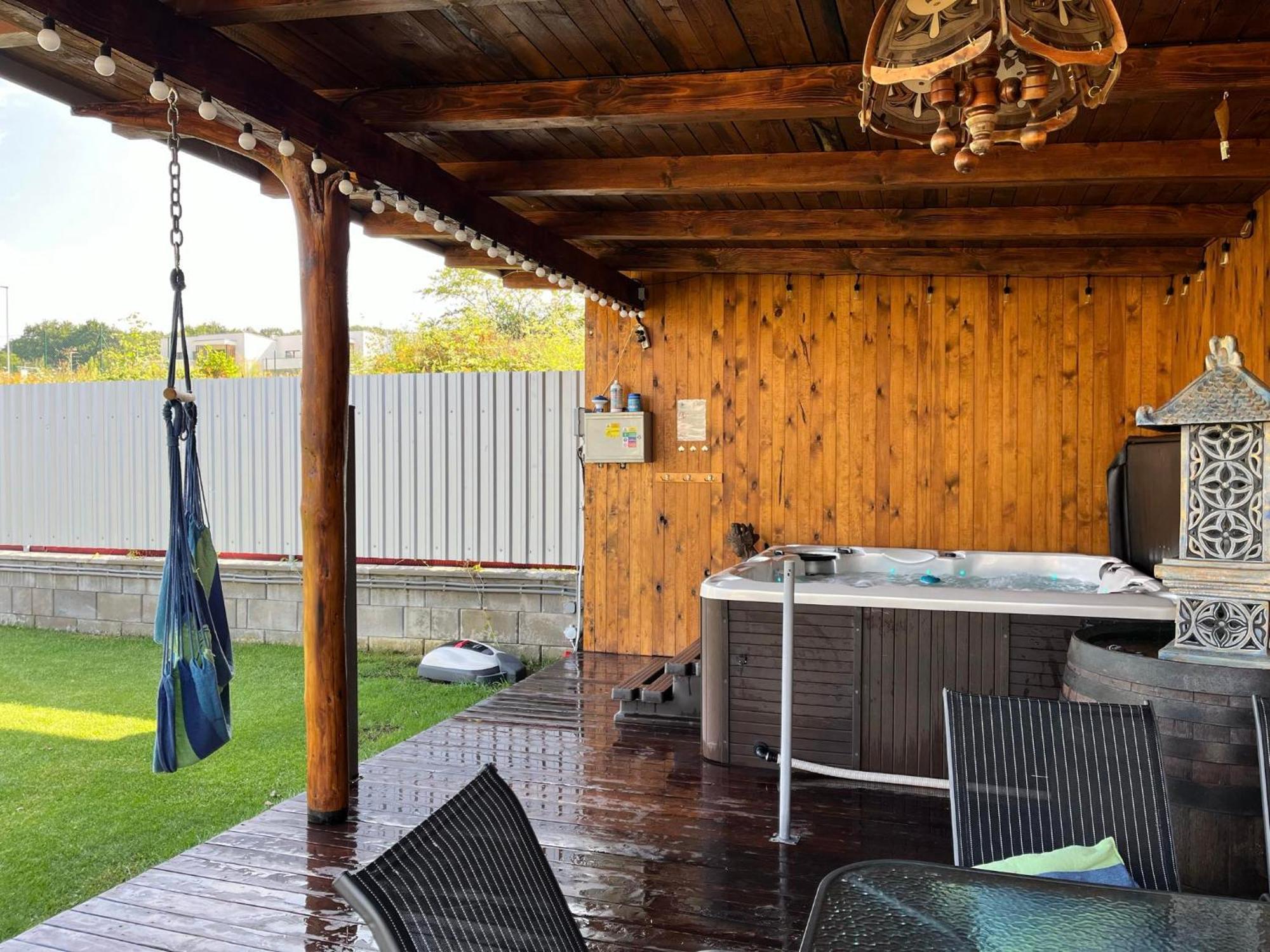 P&P Apartmany Бойнице Экстерьер фото
