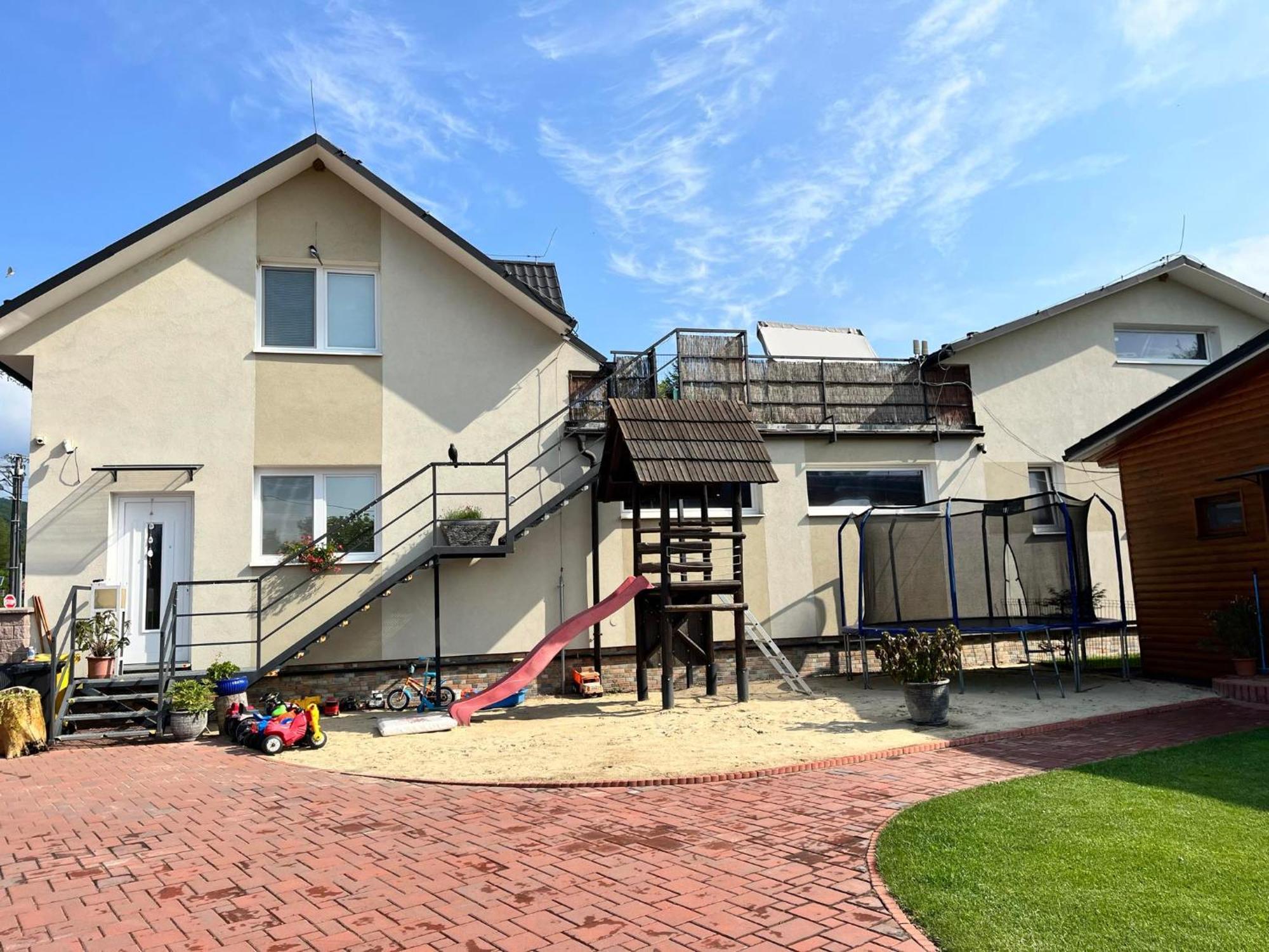 P&P Apartmany Бойнице Экстерьер фото