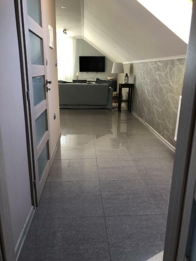 P&P Apartmany Бойнице Экстерьер фото